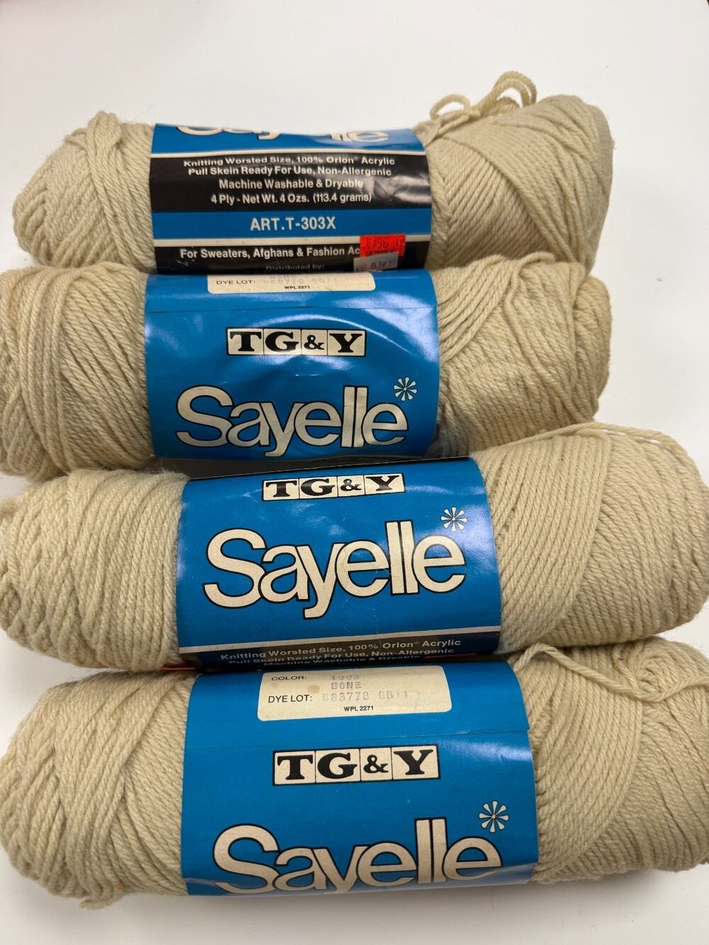 TG&Y Sayelle Orlon Acrylic Worsted Yarn Bone 4 Ply 4oz 4 Skeins Vintage